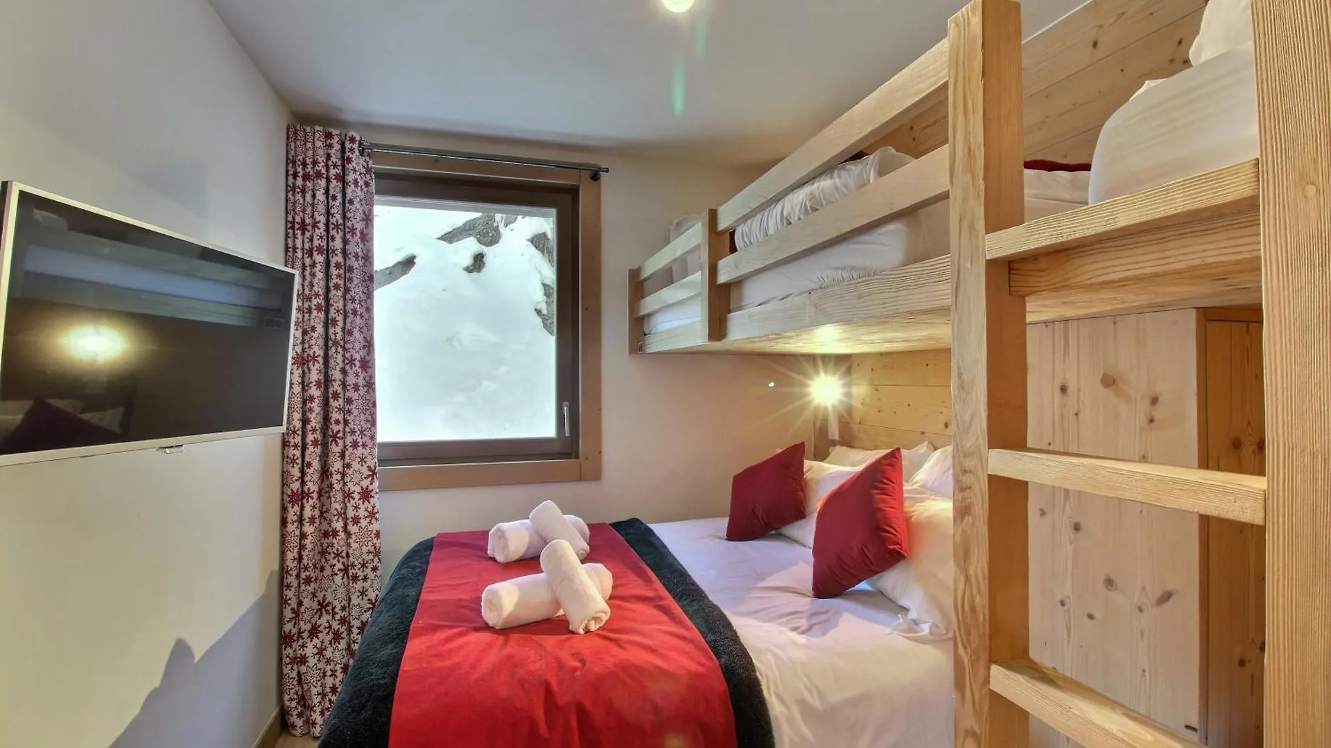 Arc 1600, Le Ridge, Appartement 12 Personnes Duplex Vue Montagne - Ski Aux Pieds - Sauna, Hammam, Jacuzzi, Piscine Les Arcs  Apartman