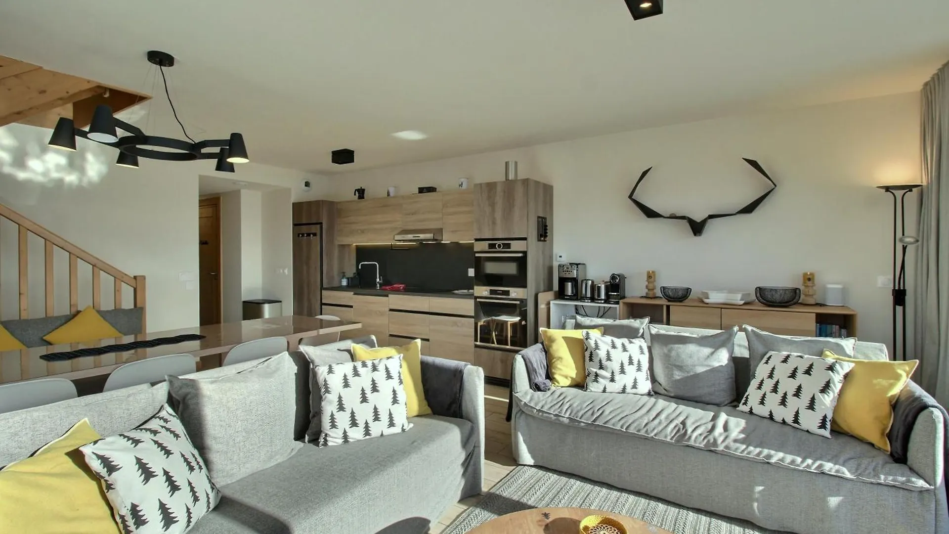 Daire Arc 1600, Le Ridge, Appartement 12 Personnes Duplex Vue Montagne - Ski Aux Pieds - Sauna, Hammam, Jacuzzi, Piscine Les Arcs