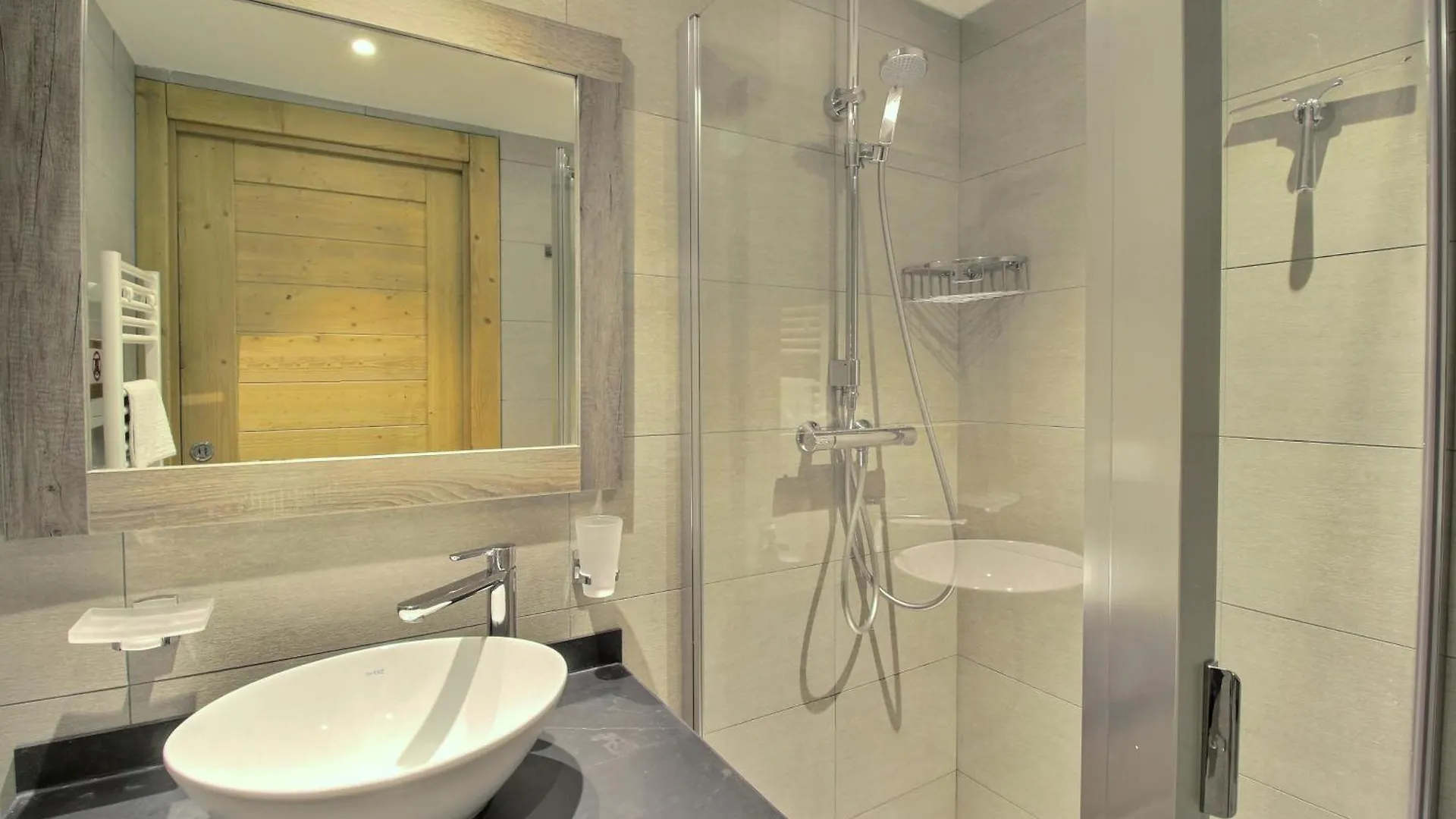 Arc 1600, Le Ridge, Appartement 12 Personnes Duplex Vue Montagne - Ski Aux Pieds - Sauna, Hammam, Jacuzzi, Piscine Les Arcs  0*, Les Arcs (Savoie)