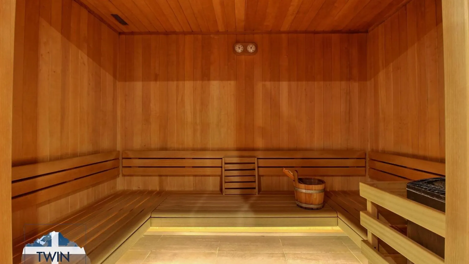 Arc 1600, Le Ridge, Appartement 12 Personnes Duplex Vue Montagne - Ski Aux Pieds - Sauna, Hammam, Jacuzzi, Piscine Les Arcs  Apartman Les Arcs (Savoie)